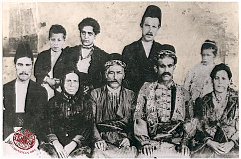 Marash, 1907. An Armenian family (Source: Mihran Minassian collection)