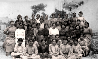 Mezire, 1910. Group photograph of the Emaus orphanage girl orphans